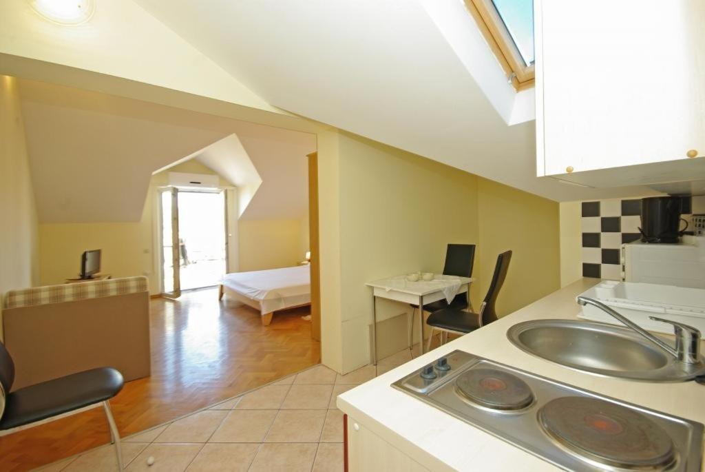 Apartments Villa Rose Сумартін Екстер'єр фото